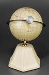 Colonial ’New World’ 158 Globe Radio - Loewy Design